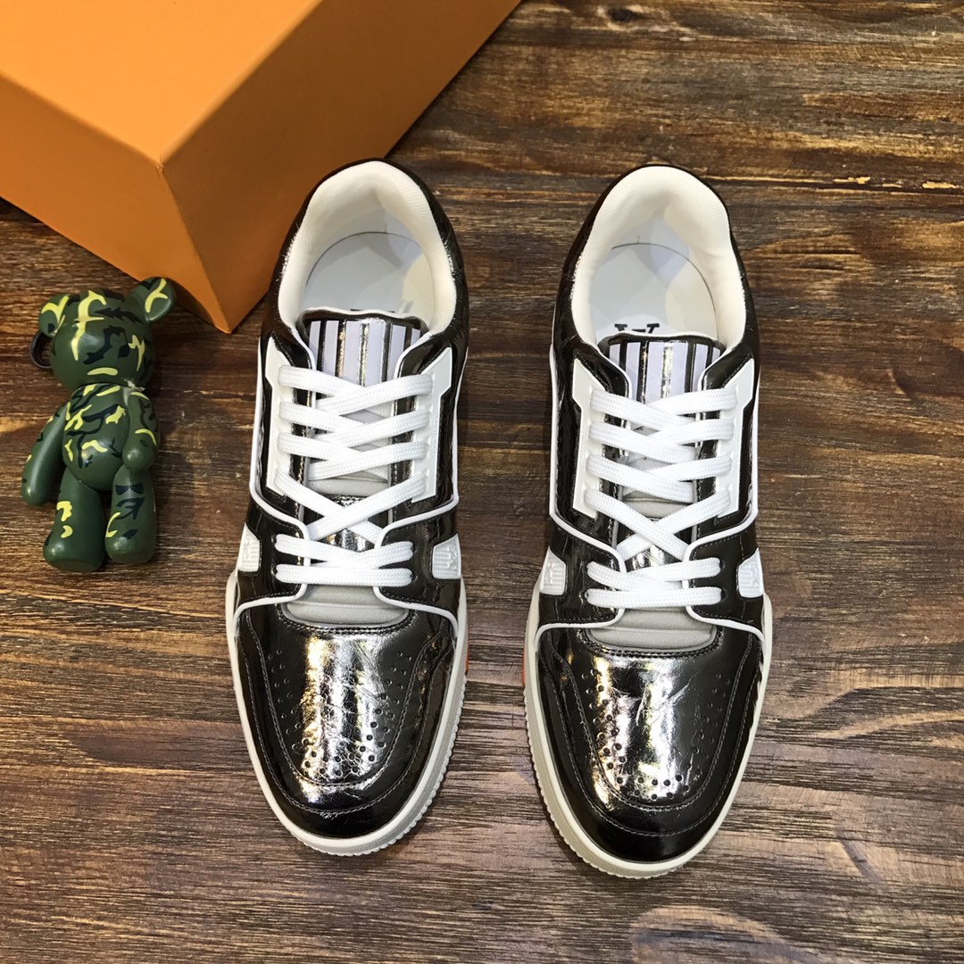 Louis Vuitton Trainer Sneakers 35 - vstockx
