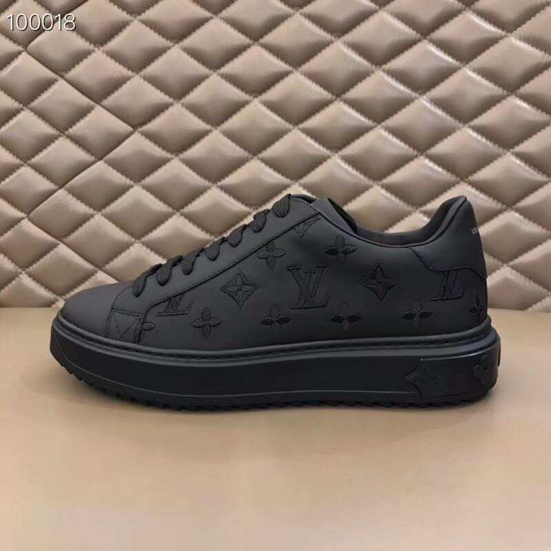 Louis Vuitton Low Top sneaker 31 - vstockx