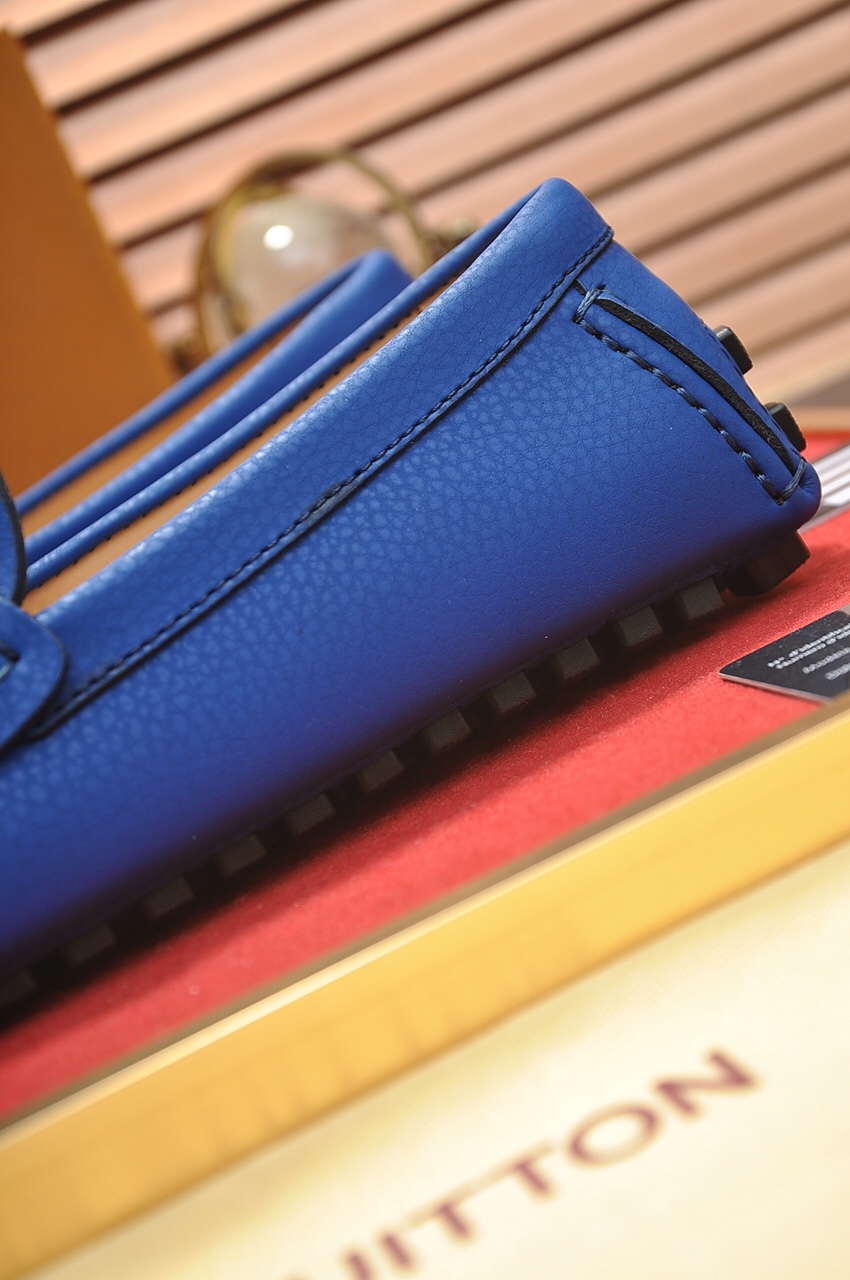 Louis Vuitton Leather Boots 22 - vstockx