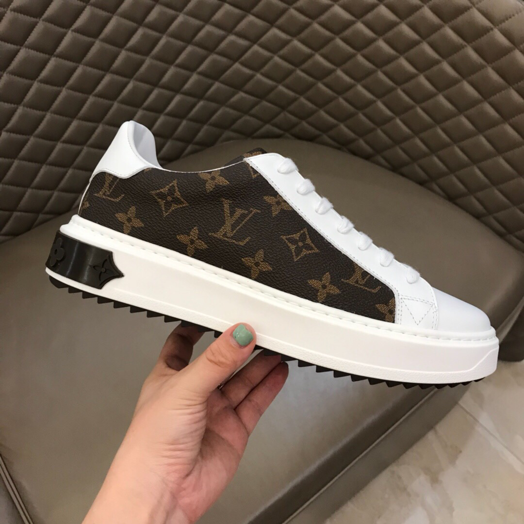 Louis Vuitton Low Top sneaker 37 - vstockx