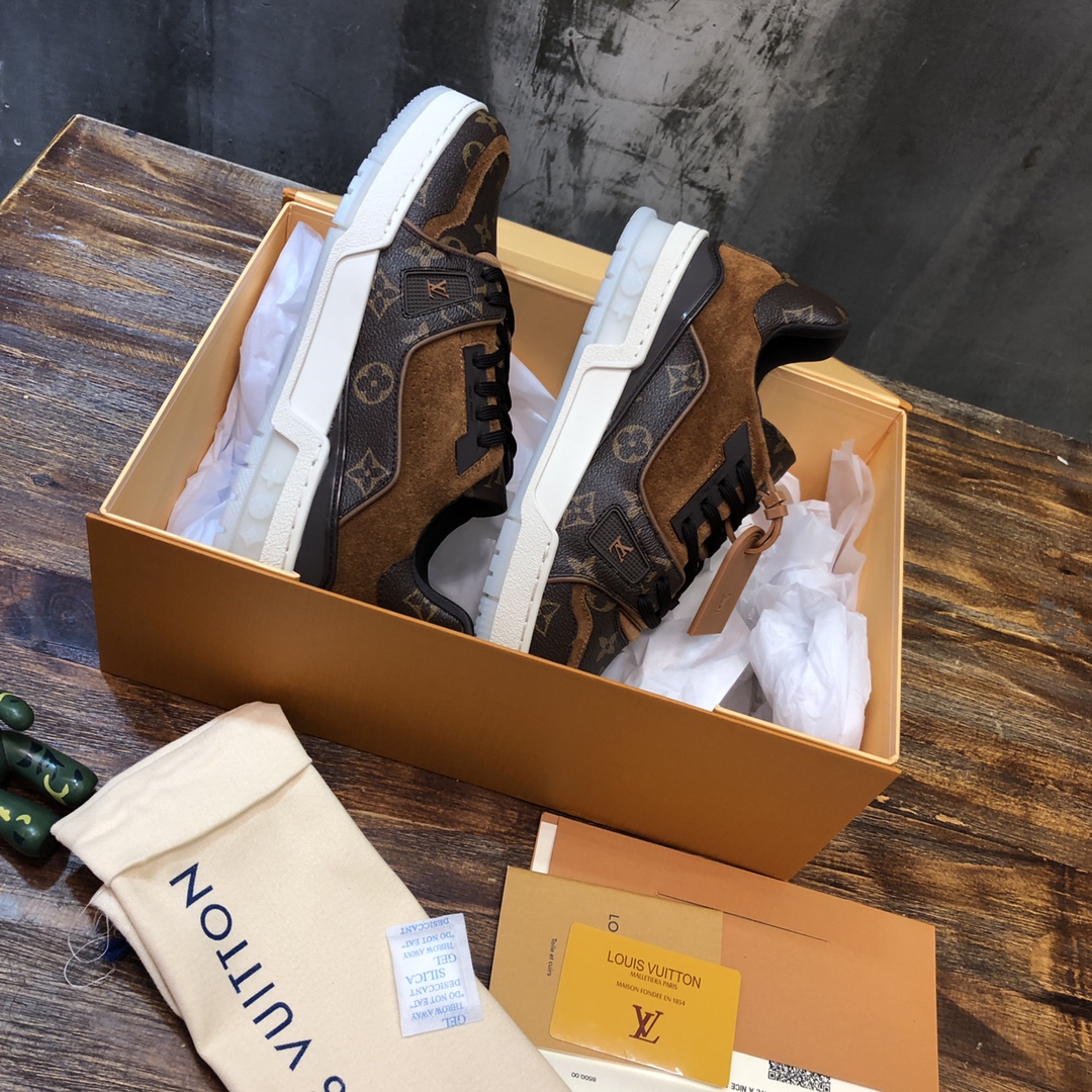 Louis Vuitton Trainer Sneakers 38 - vstockx