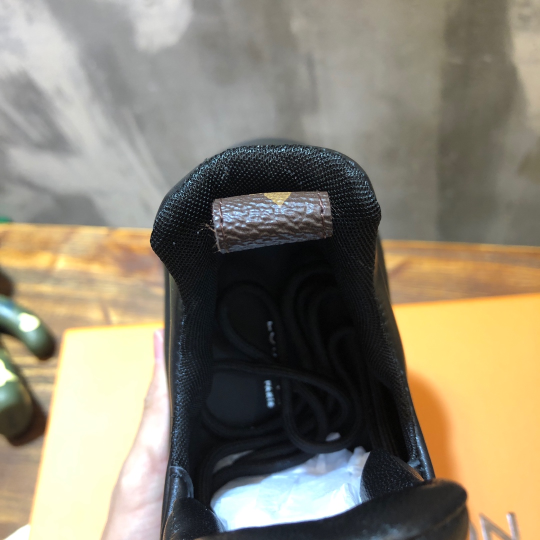 Louis Vuitton Archlight 5 - vstockx