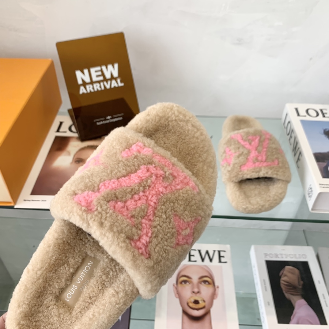 Louis Vuitton GLORIA FLAT LOAFERS WOMEN 12 - vstockx