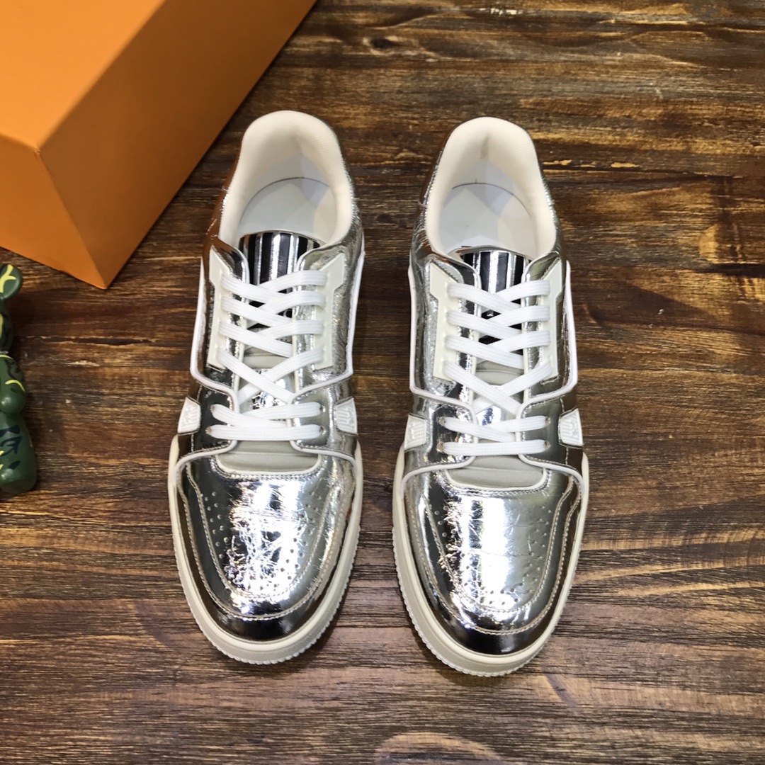 Louis Vuitton Trainer Sneakers 32 - vstockx