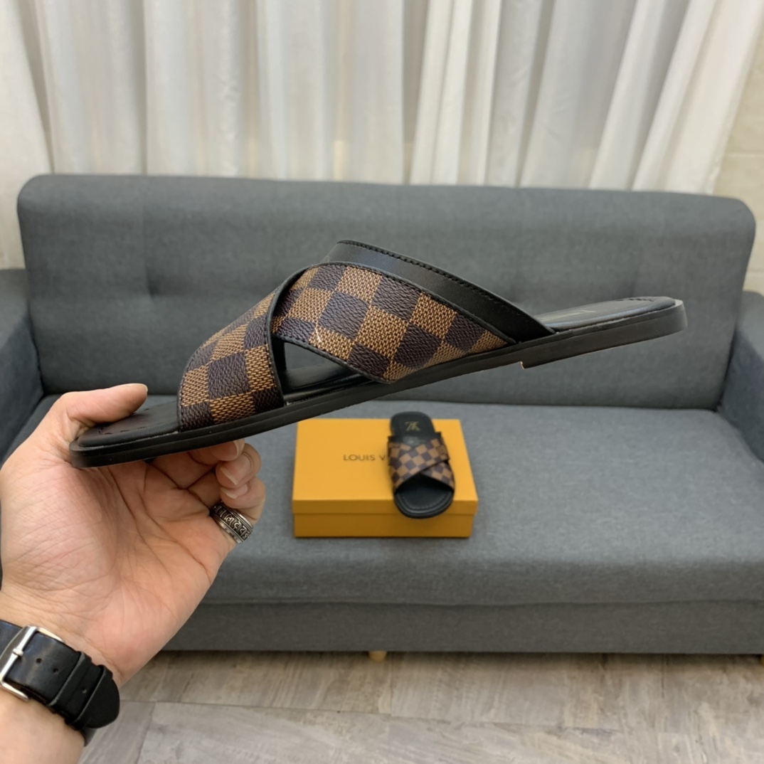 Louis Vuitton Slipper 141 - vstockx