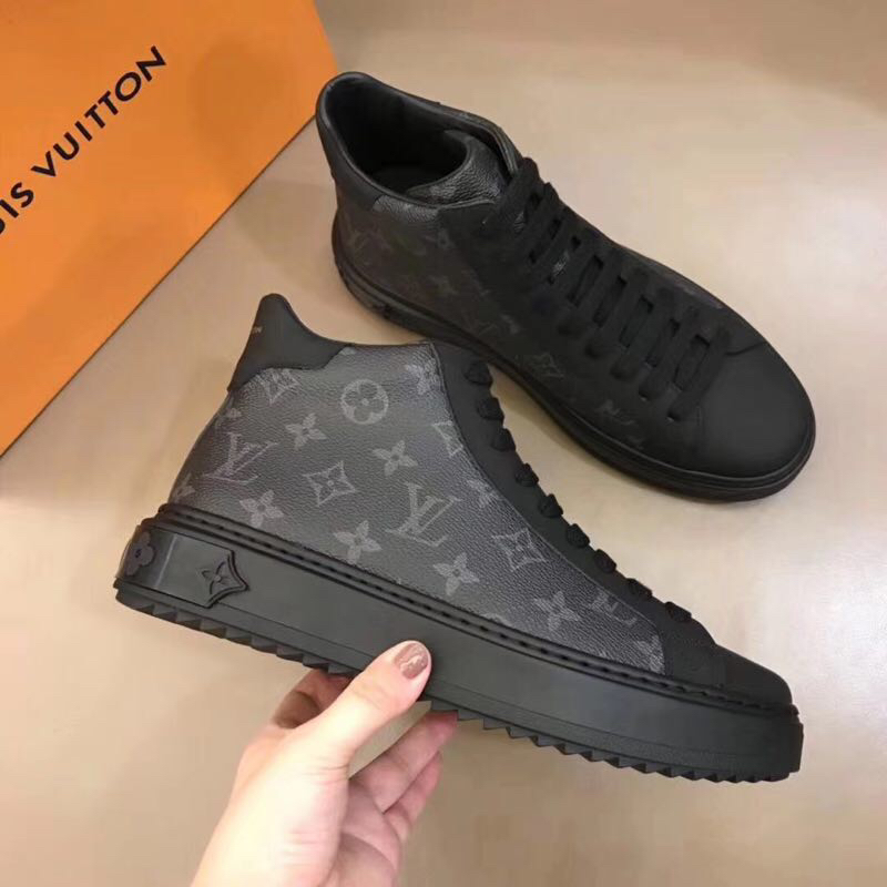 Louis Vuitton High Top sneaker 8 - vstockx