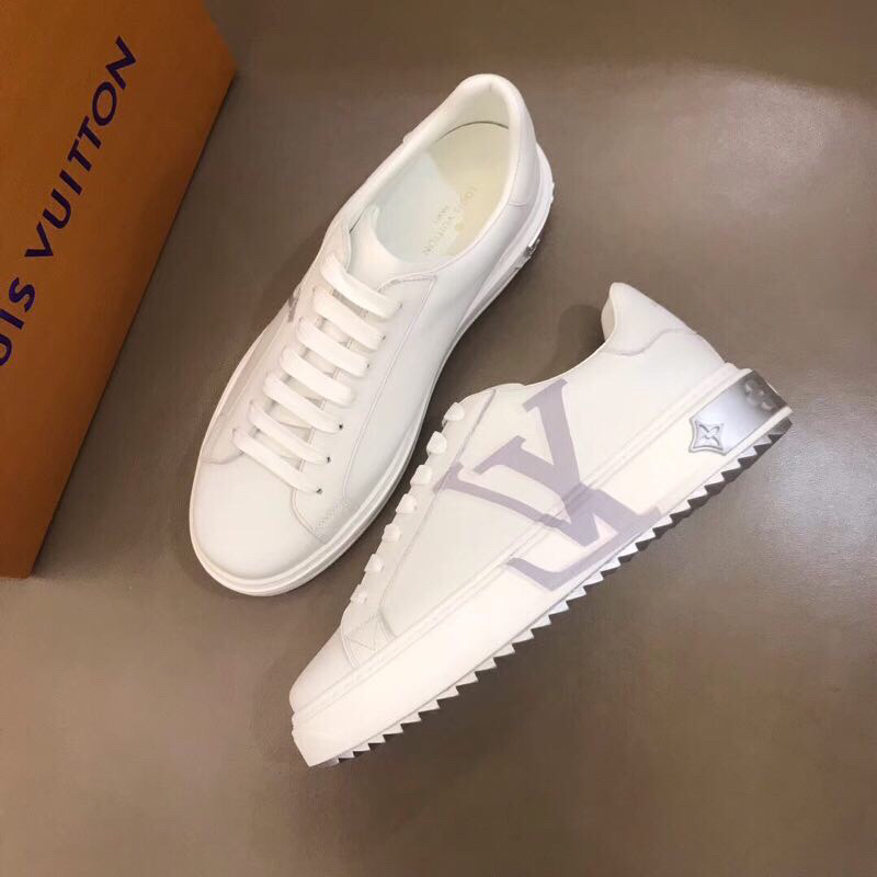 Louis Vuitton Low Top sneaker 22 - vstockx