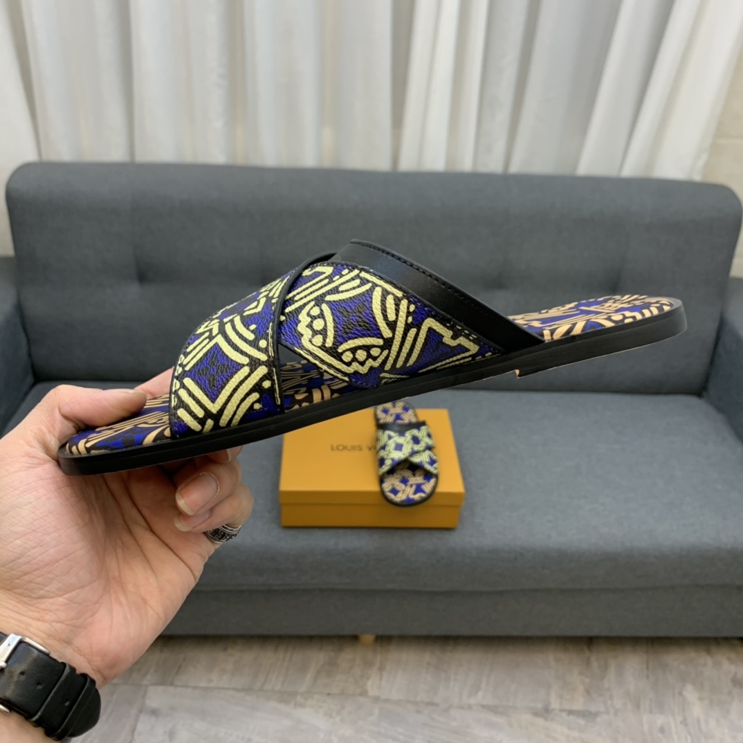 Louis Vuitton Slipper 128 - vstockx