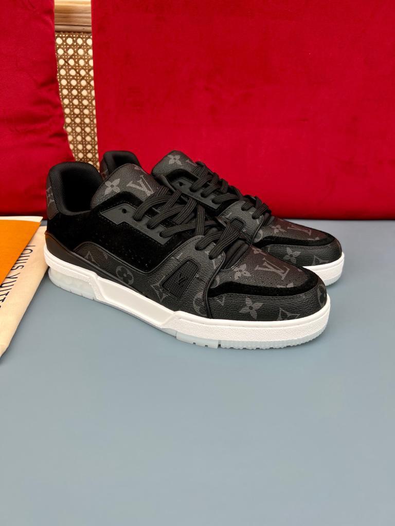 Louis Vuitton Trainer Black Monogram - vstockx