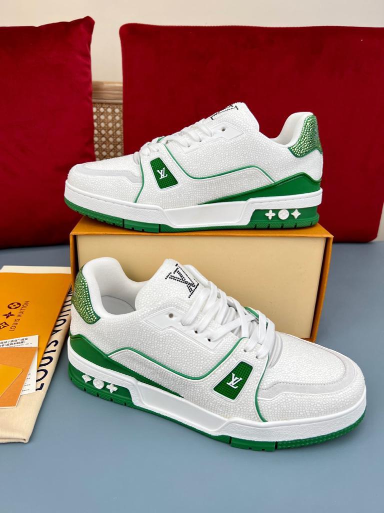 Louis Vuitton LV Trainer Green Strass - vstockx