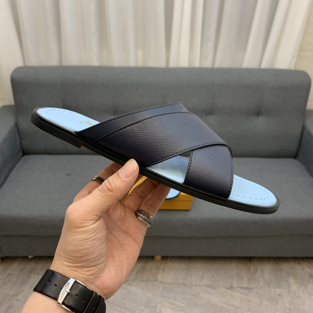 Louis Vuitton Slipper 134 - vstockx