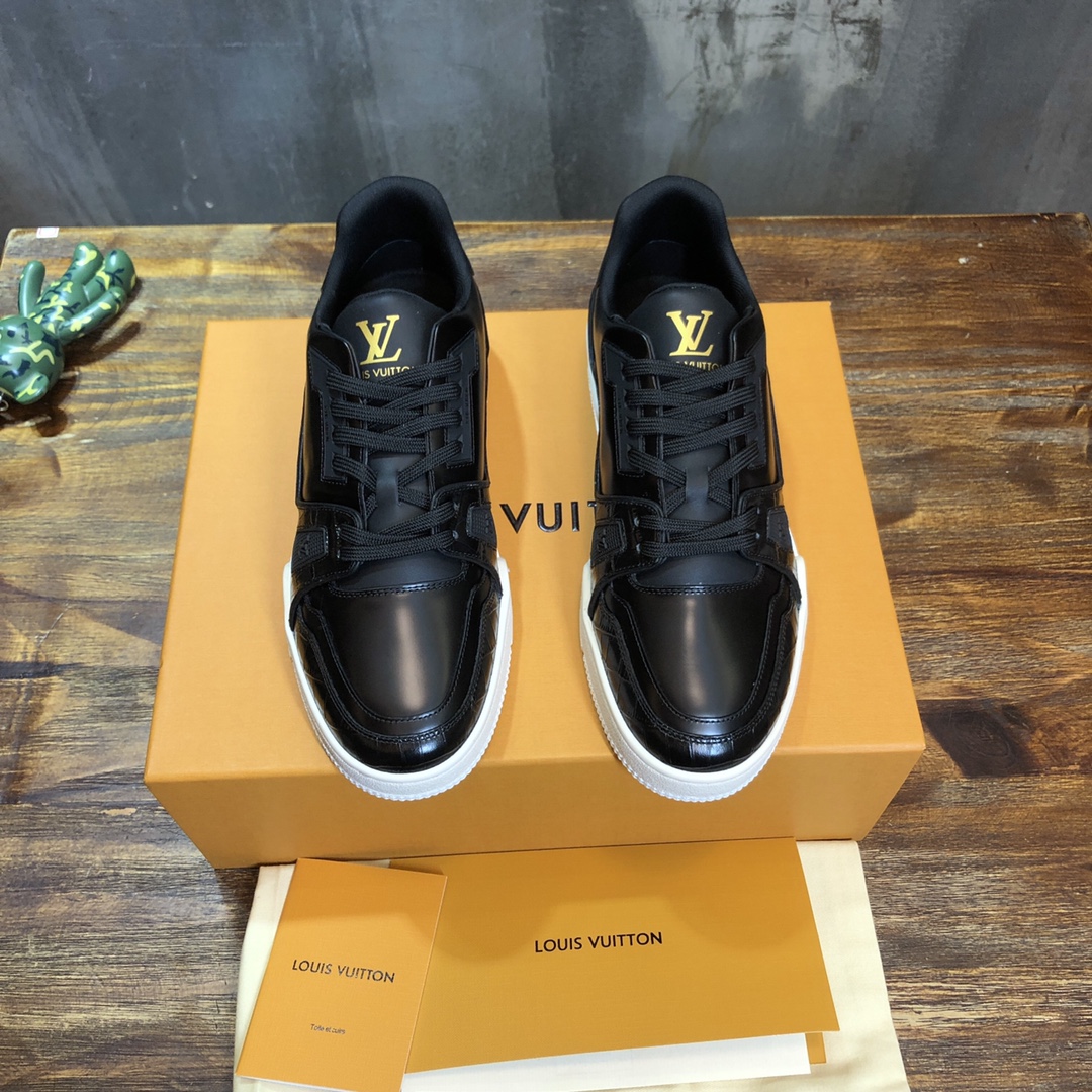 Louis Vuitton Trainer Sneakers 49 - vstockx