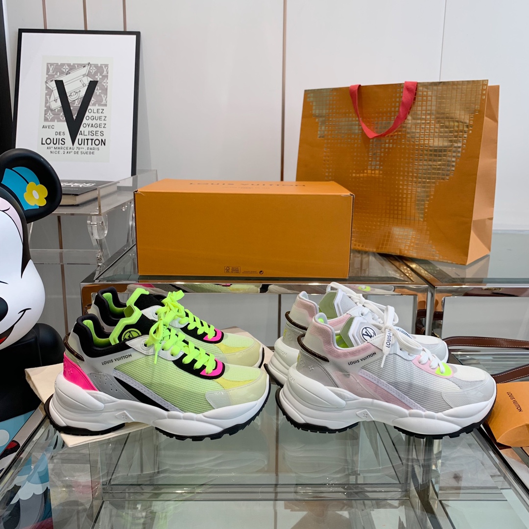 Louis Vuitton RUN 55 TRAINERS SNEAKER 3 - vstockx