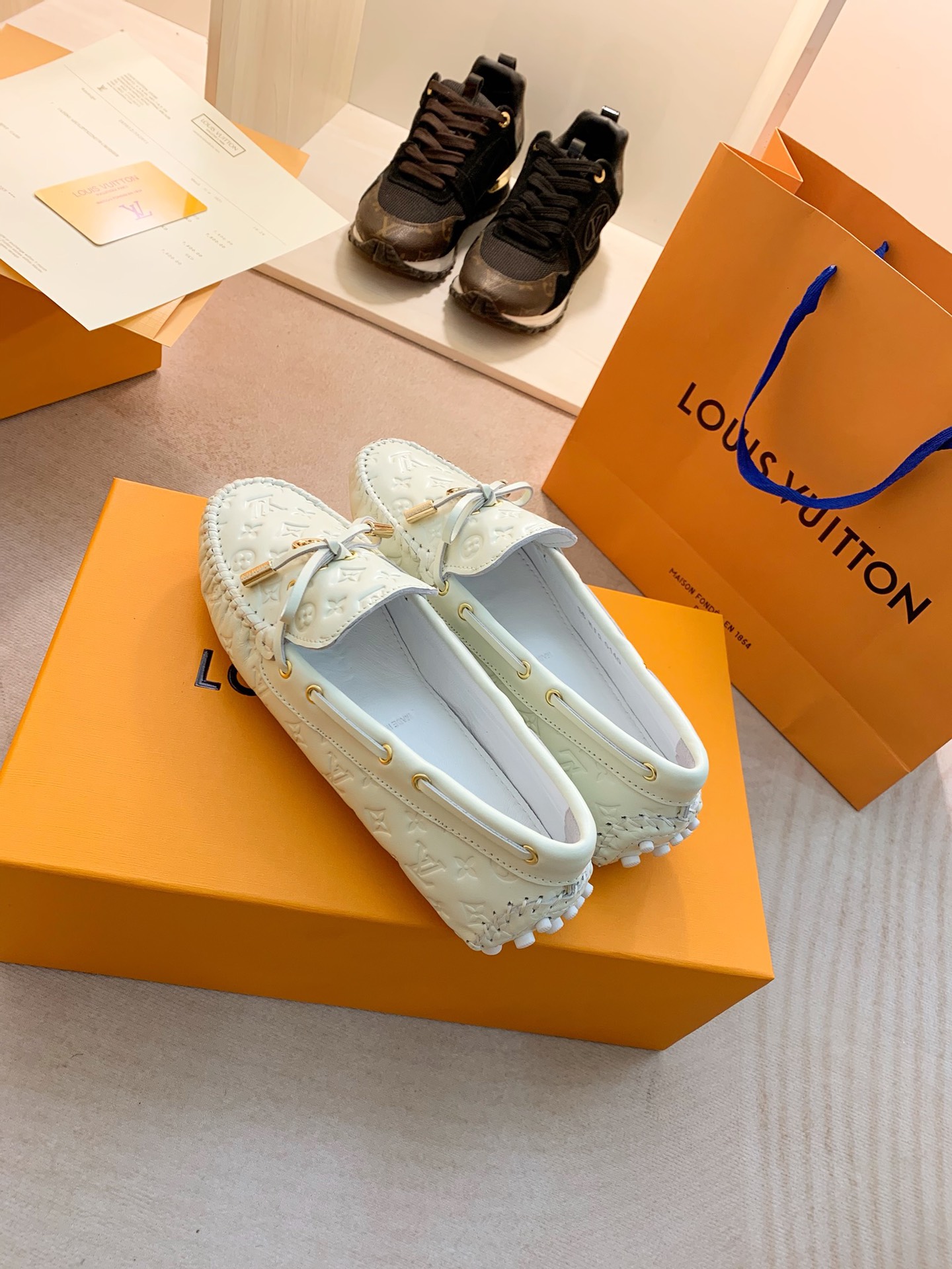 Louis Vuitton GLORIA FLAT LOAFERS WOMEN 11 - vstockx