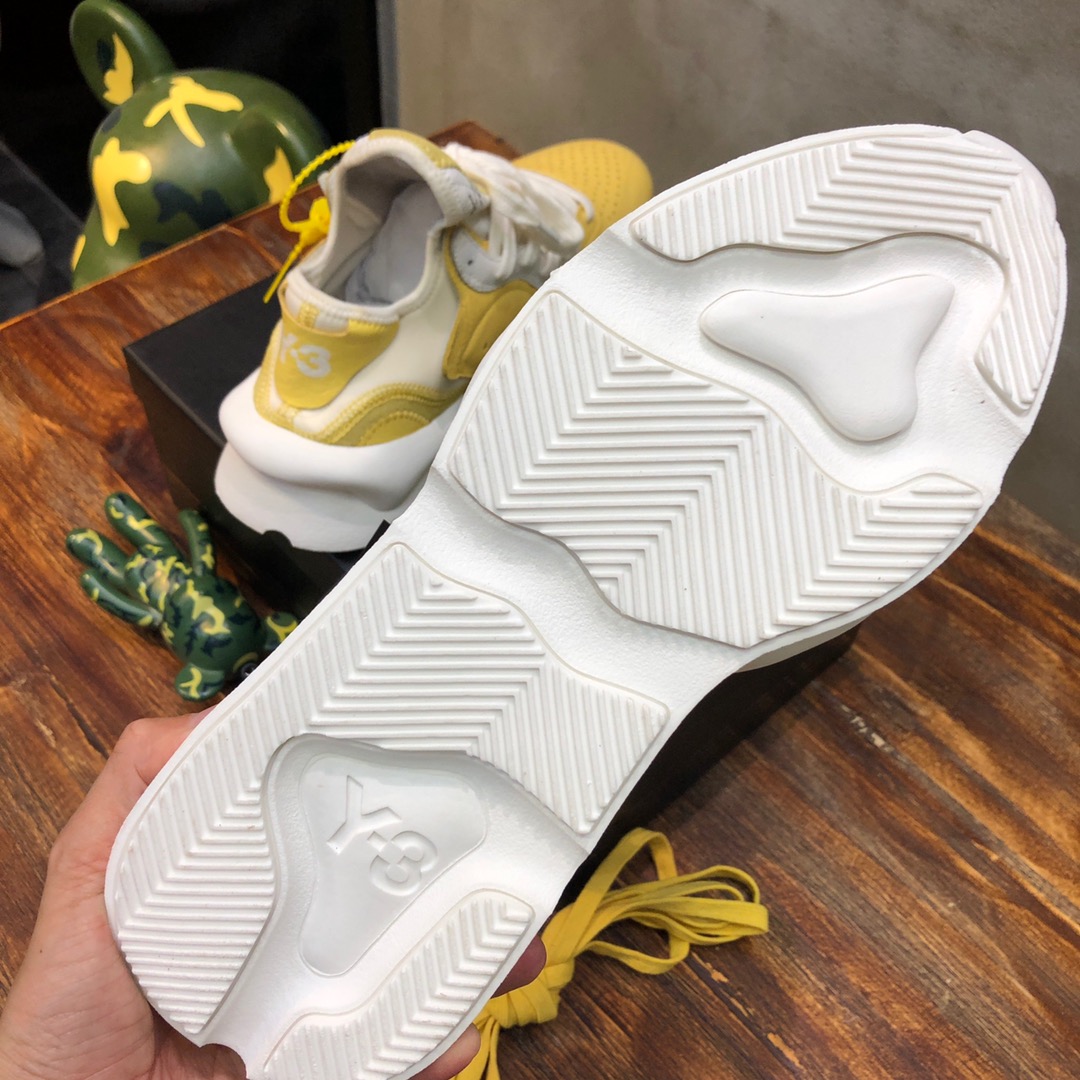 Y-3 Kaiwa Lace-Up Sneakers 32 - vstockx