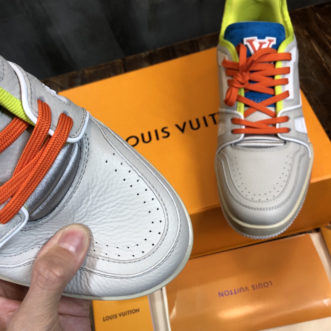 Louis Vuitton Trainer Sneakers 63 - vstockx