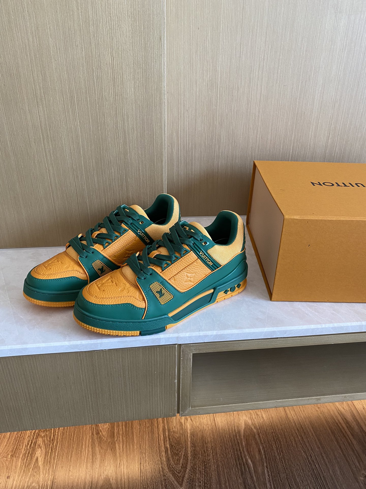Louis Vuitton LV TRAINERS SNEAKER 9 - vstockx