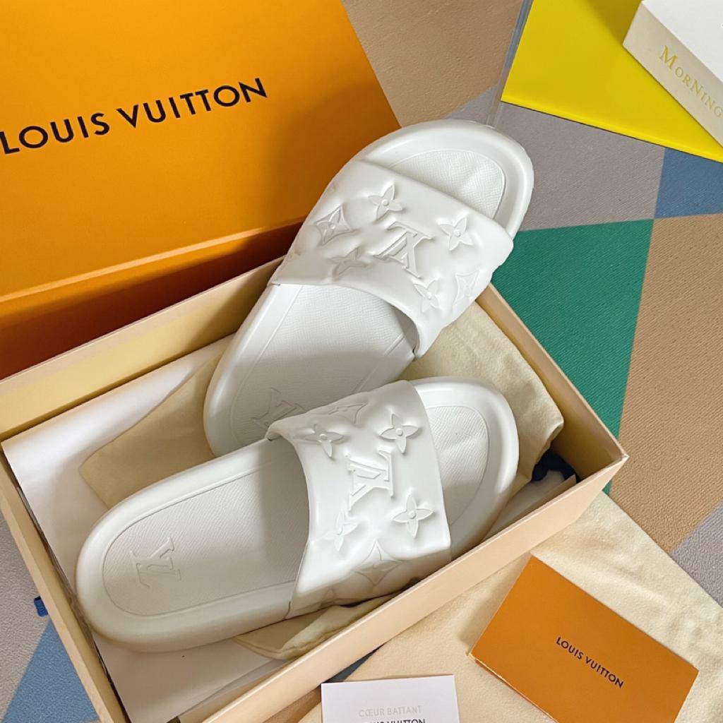Louis Vuitton Waterfront sandals white - vstockx