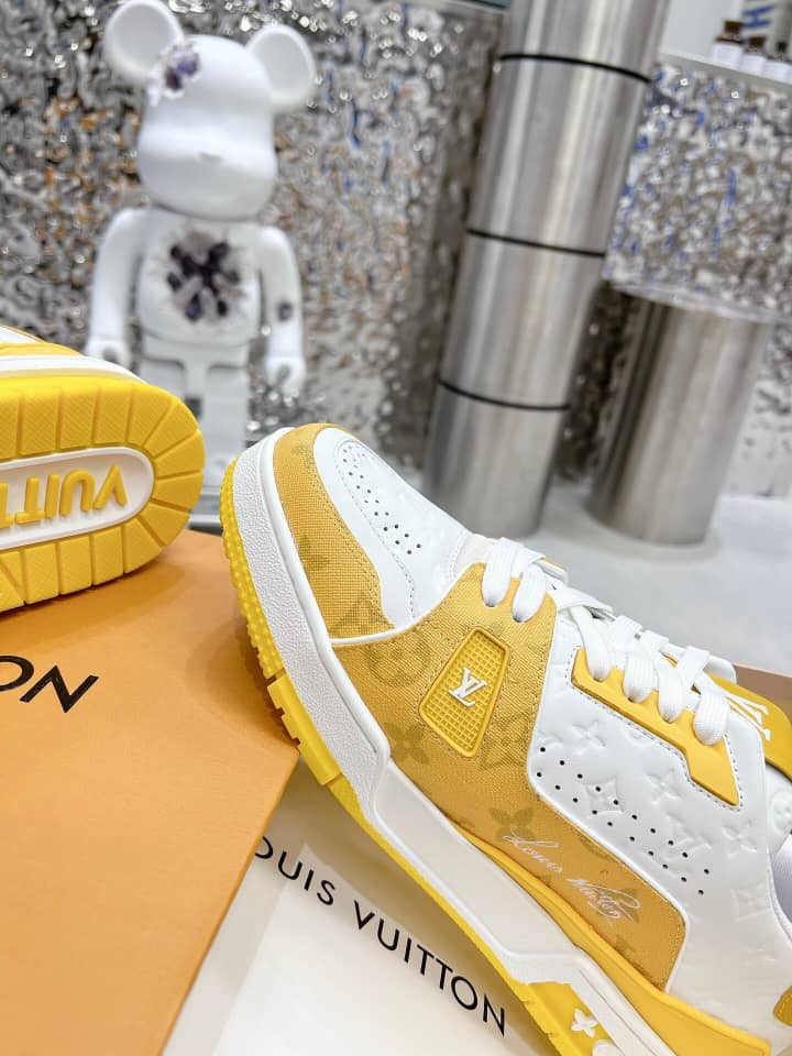 Louis Vuitton Trainer White Yellow Monogram - vstockx