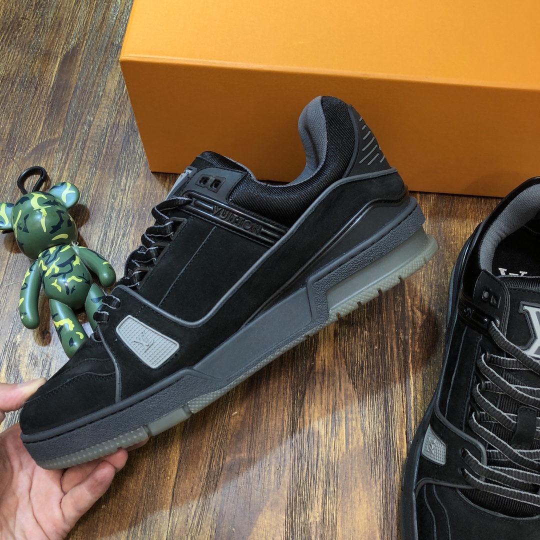 Louis Vuitton Trainer Sneakers 37 - vstockx