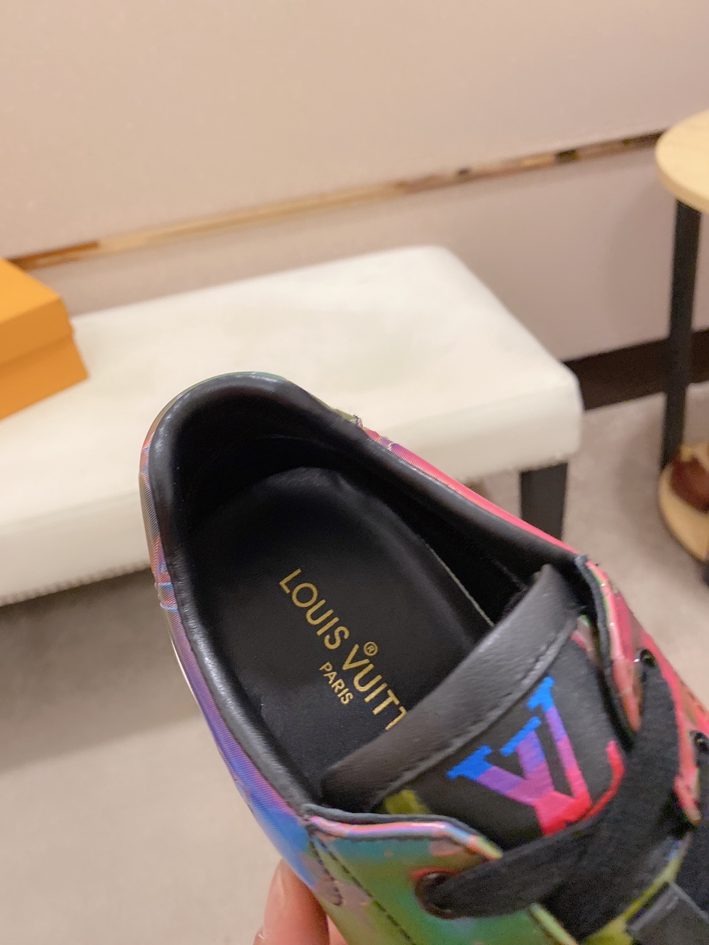 Louis Vuitton Low Top sneaker 113 - vstockx