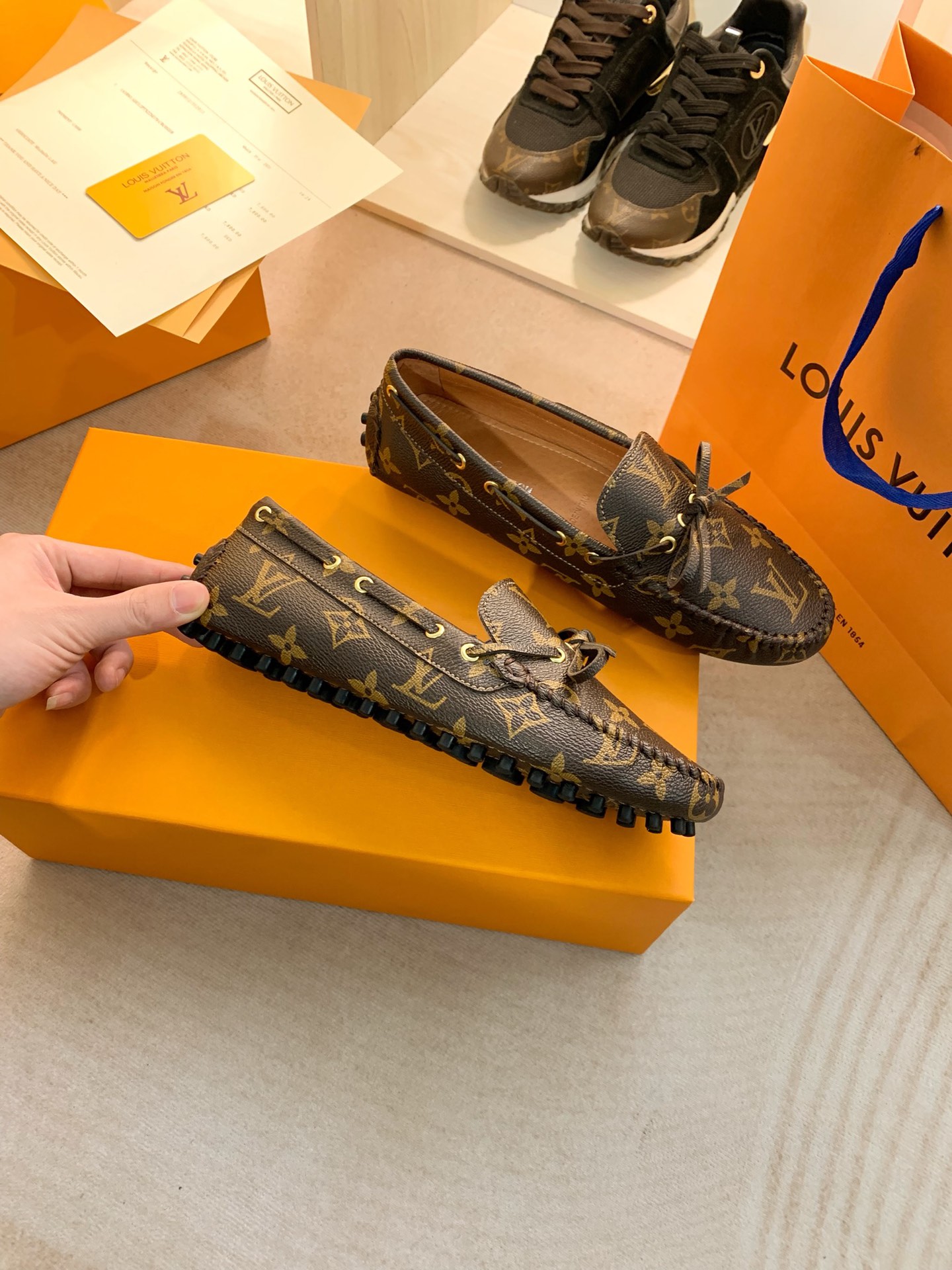 Louis Vuitton GLORIA FLAT LOAFERS WOMEN 11 - vstockx