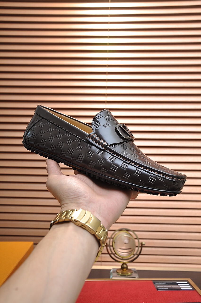 Louis Vuitton Leather Boots 48 - vstockx