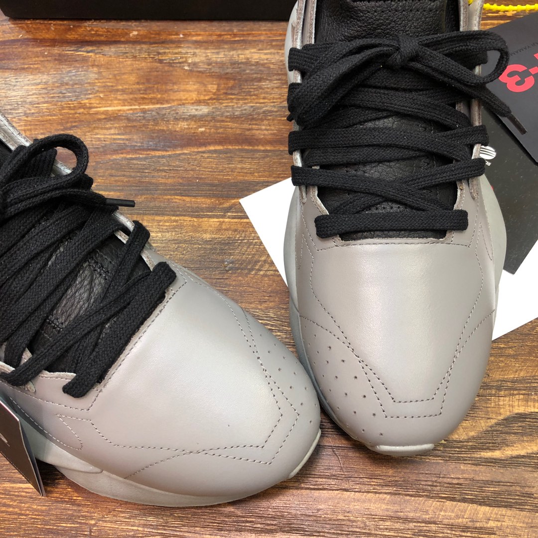 Y-3 Kaiwa Lace-Up Sneakers 30 - vstockx