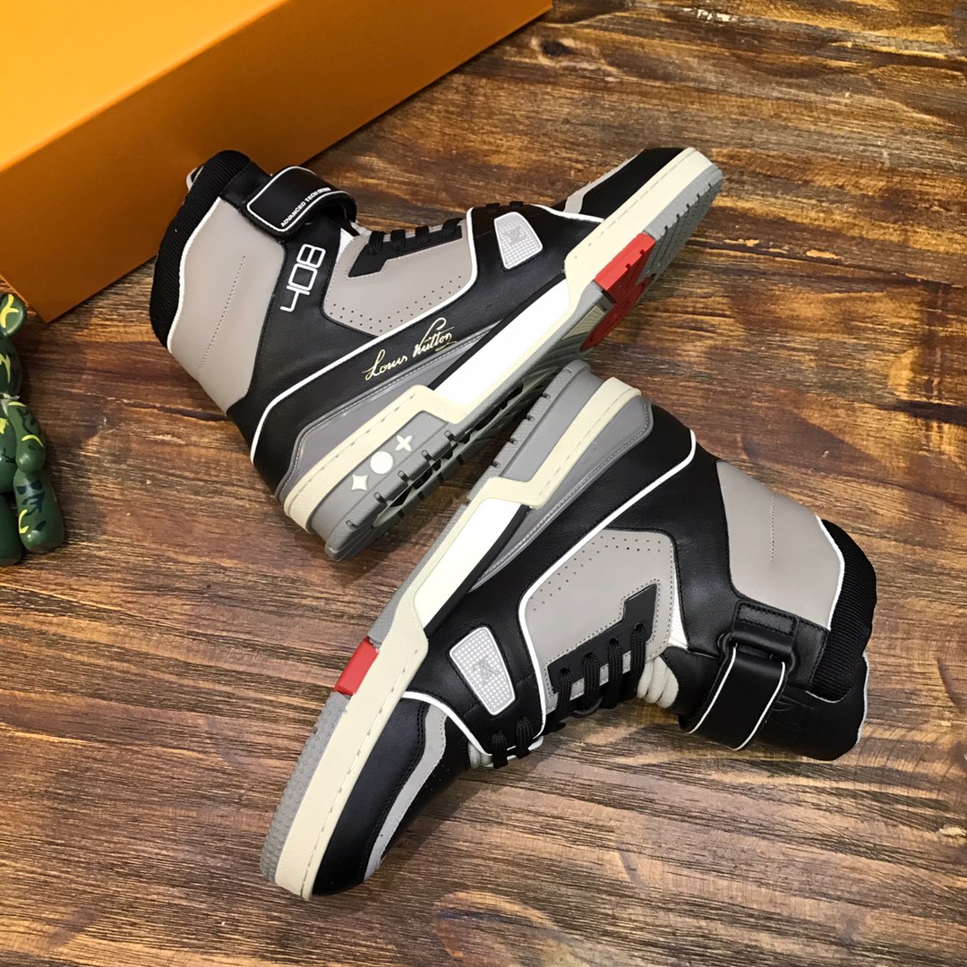 Louis Vuitton Trainer Sneakers 25 - vstockx