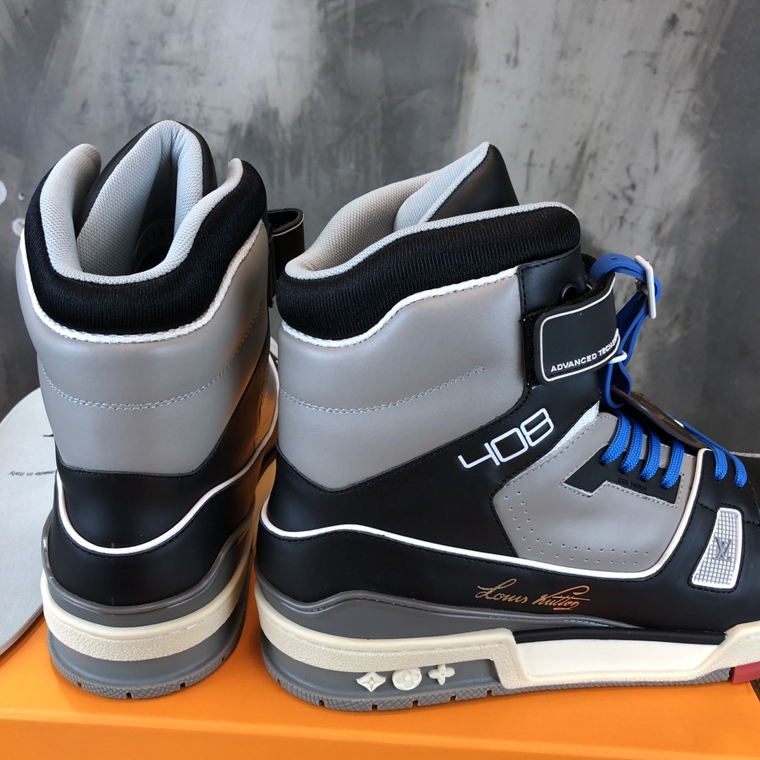 Louis Vuitton Trainer Sneakers 14 - vstockx