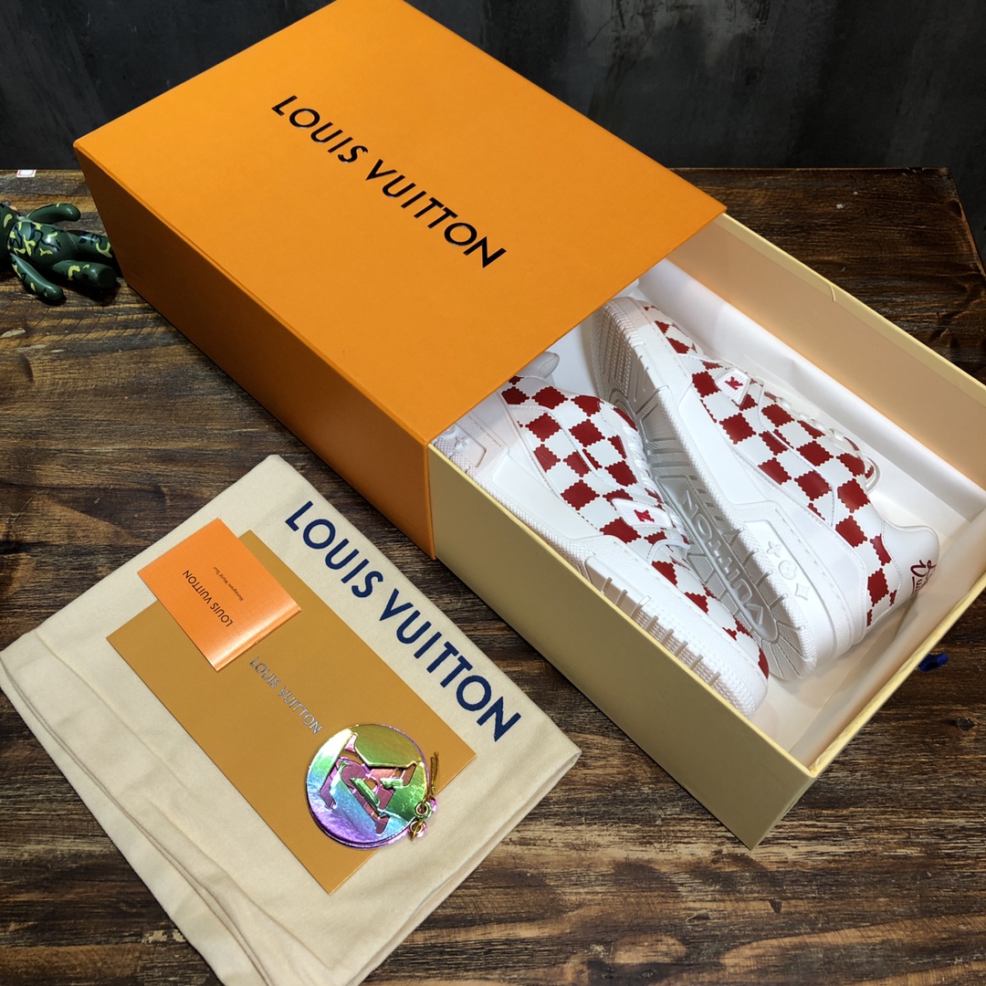 Louis Vuitton Trainer Sneakers 53 - vstockx
