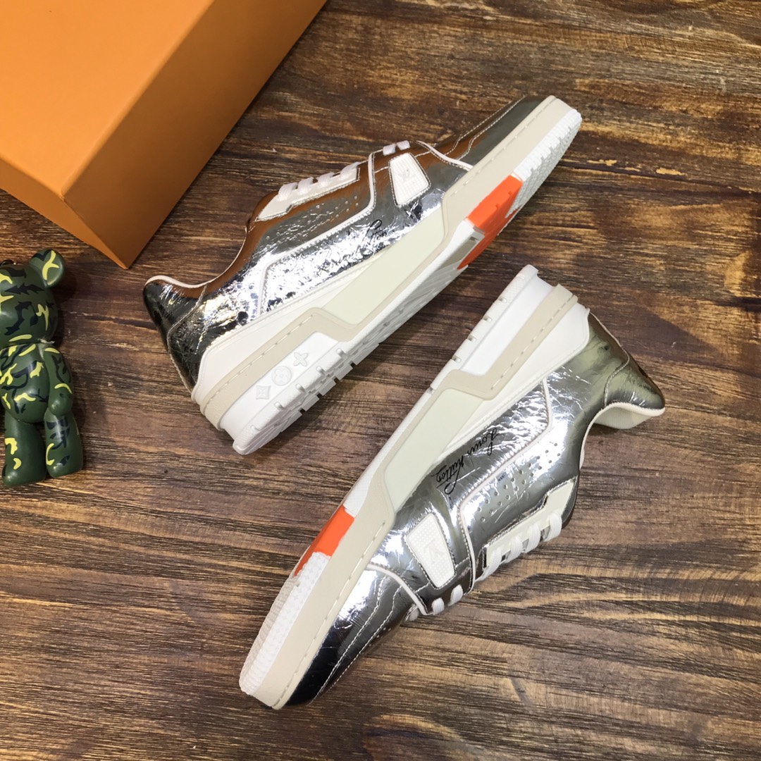 Louis Vuitton Trainer Sneakers 32 - vstockx