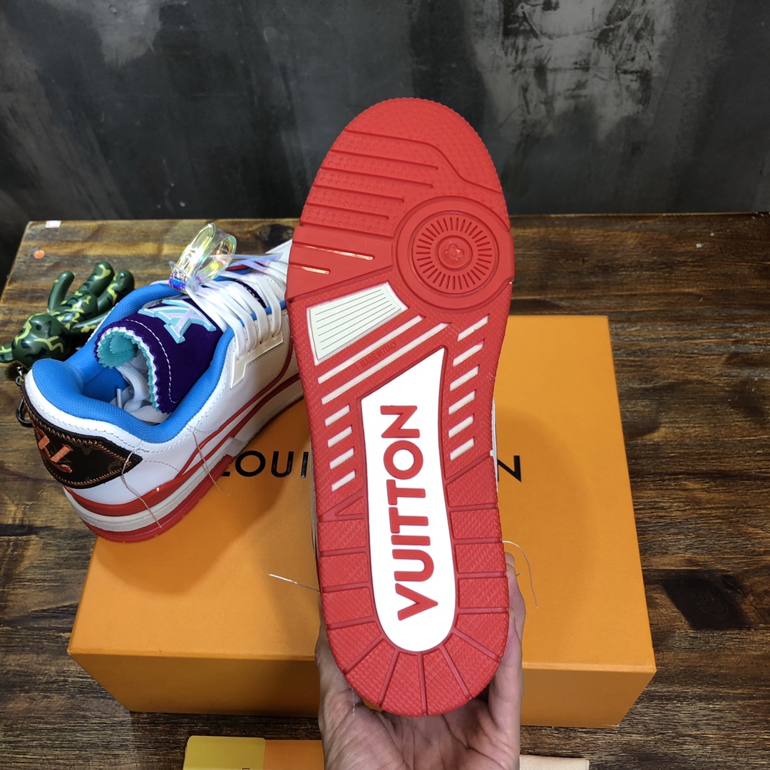 Louis Vuitton Trainer Sneakers 77 - vstockx