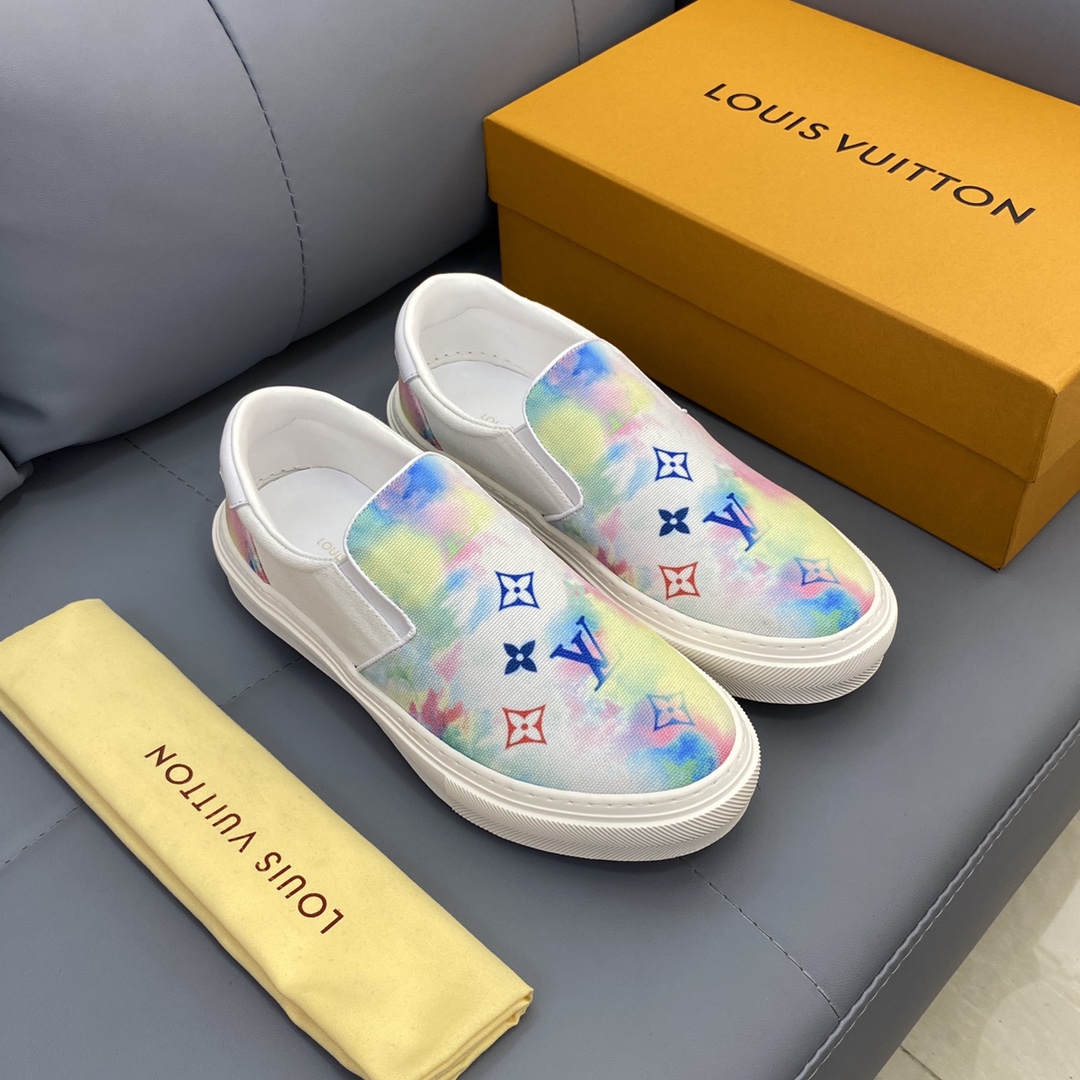 Louis Vuitton Monogram Denim sneaker 22 - vstockx