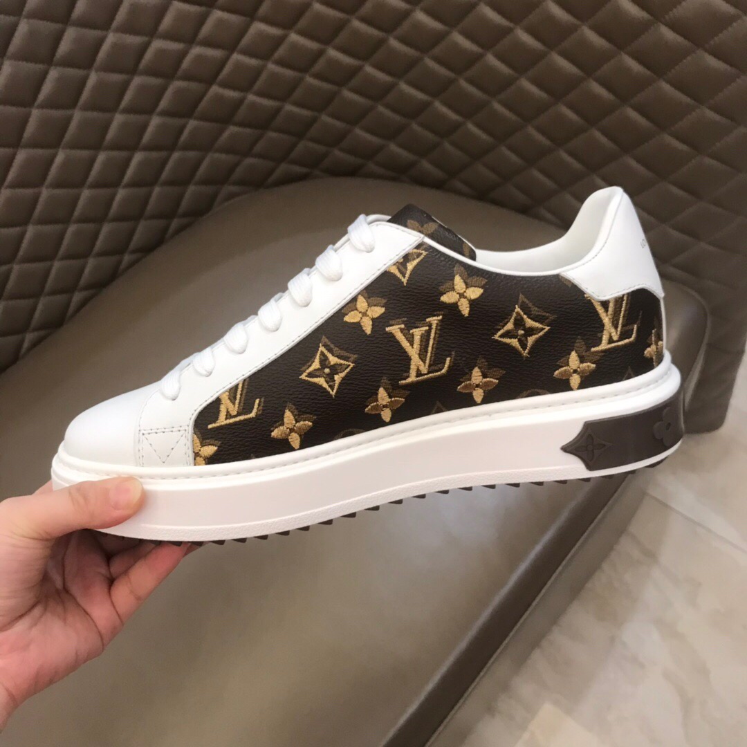 Louis Vuitton Low Top sneaker 34 - vstockx