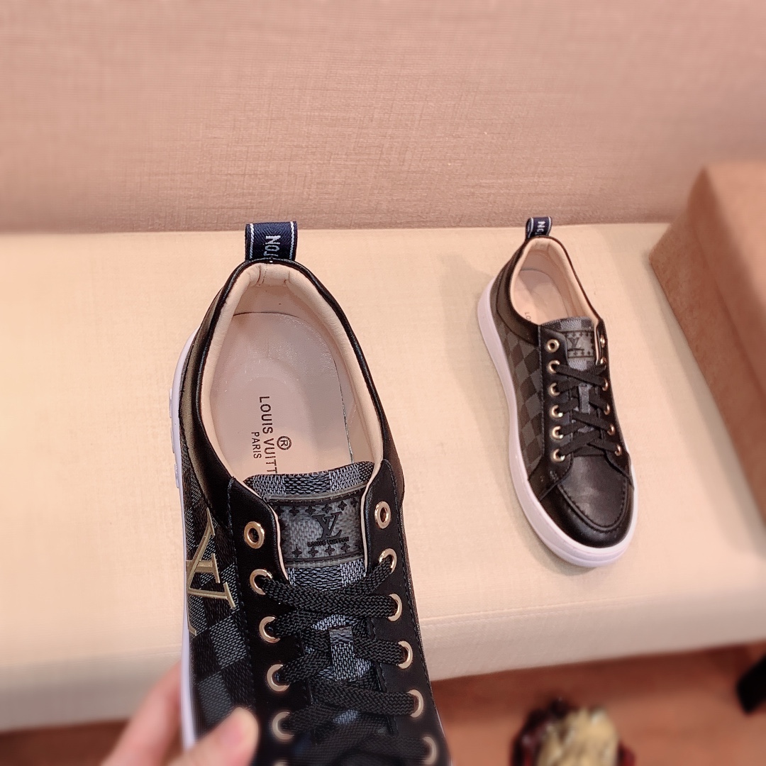 Louis Vuitton Low Top sneaker 100 - vstockx