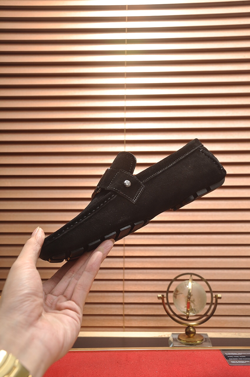 Louis Vuitton Leather Boots 38 - vstockx