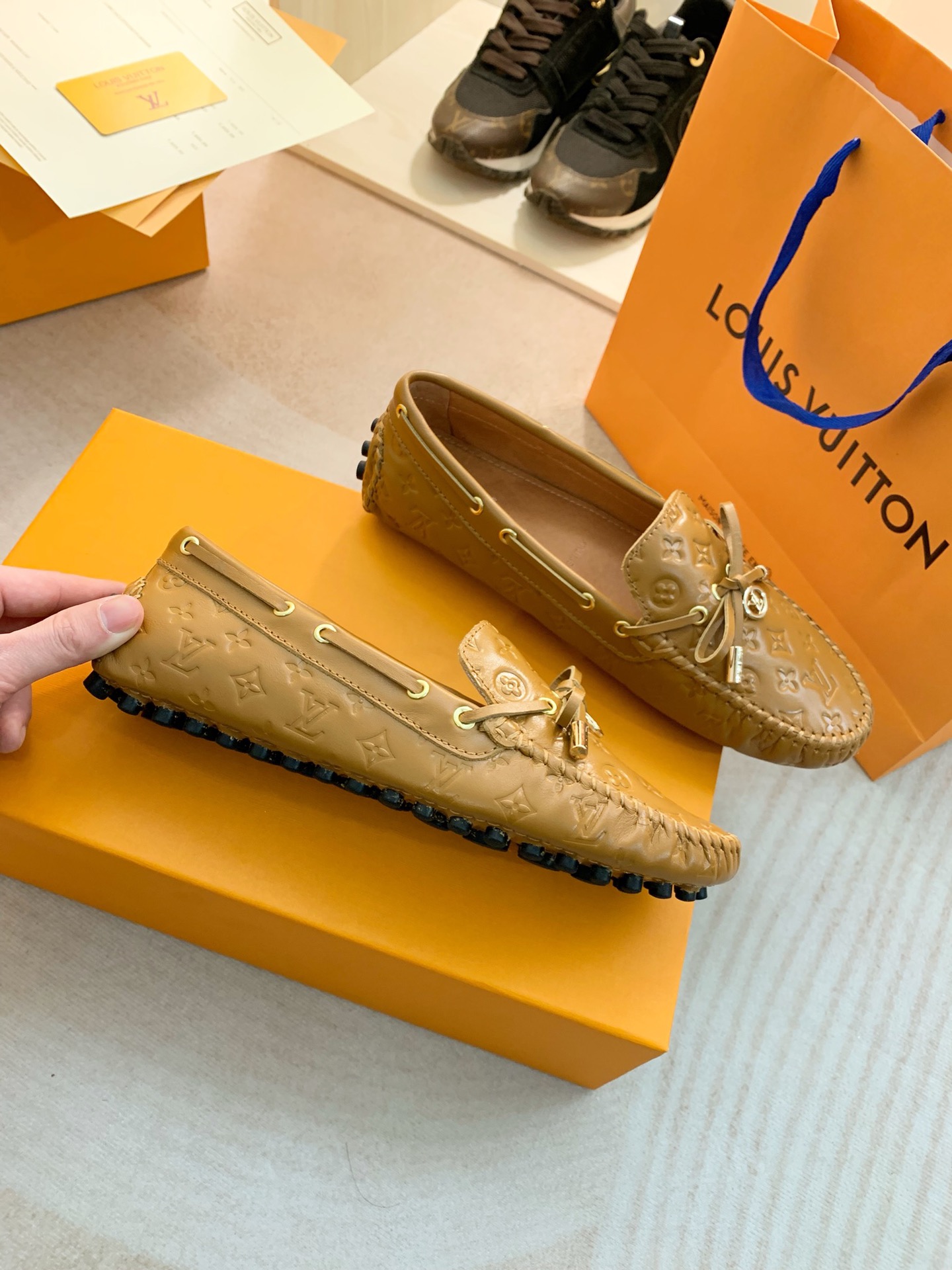 Louis Vuitton GLORIA FLAT LOAFERS WOMEN 11 - vstockx