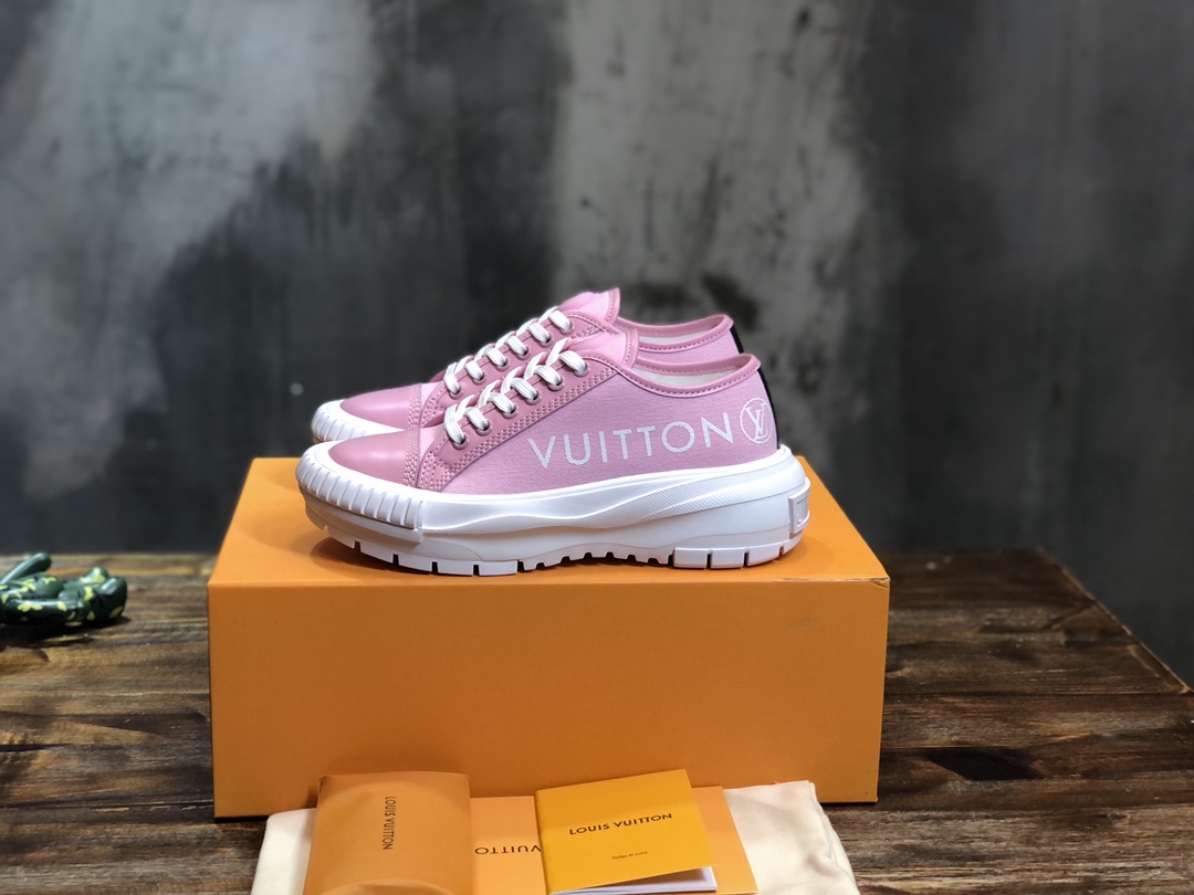 Louis Vuitton Squad sneaker 10 - vstockx