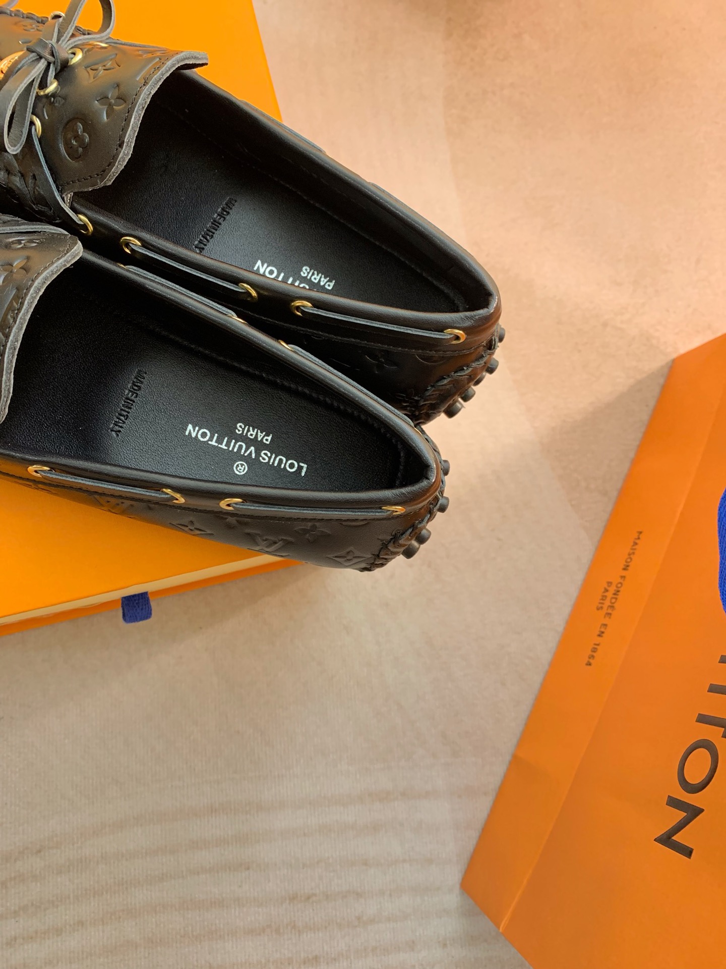 Louis Vuitton GLORIA FLAT LOAFERS WOMEN 11 - vstockx