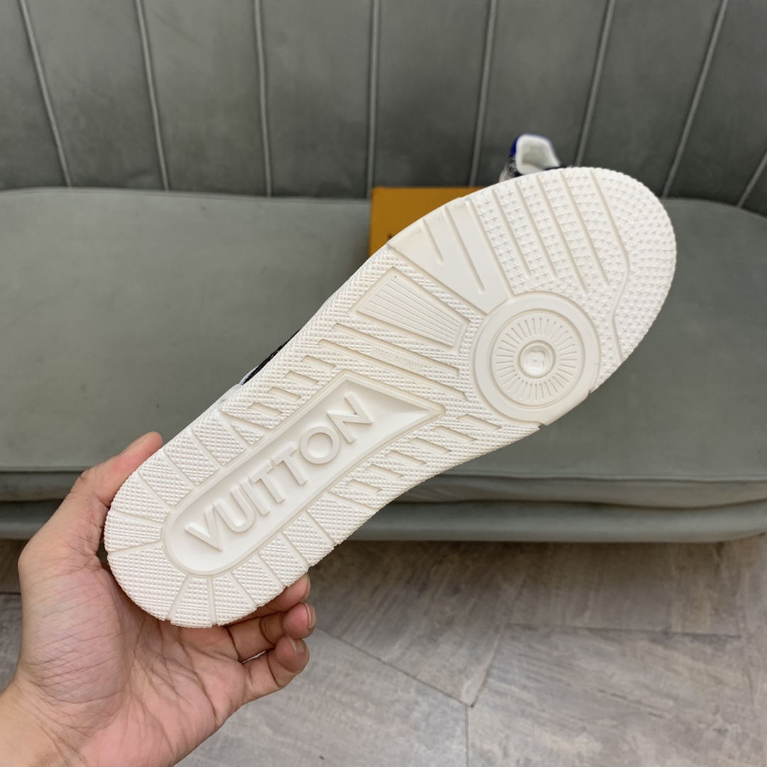 Louis Vuitton Low Top sneaker 9 - vstockx