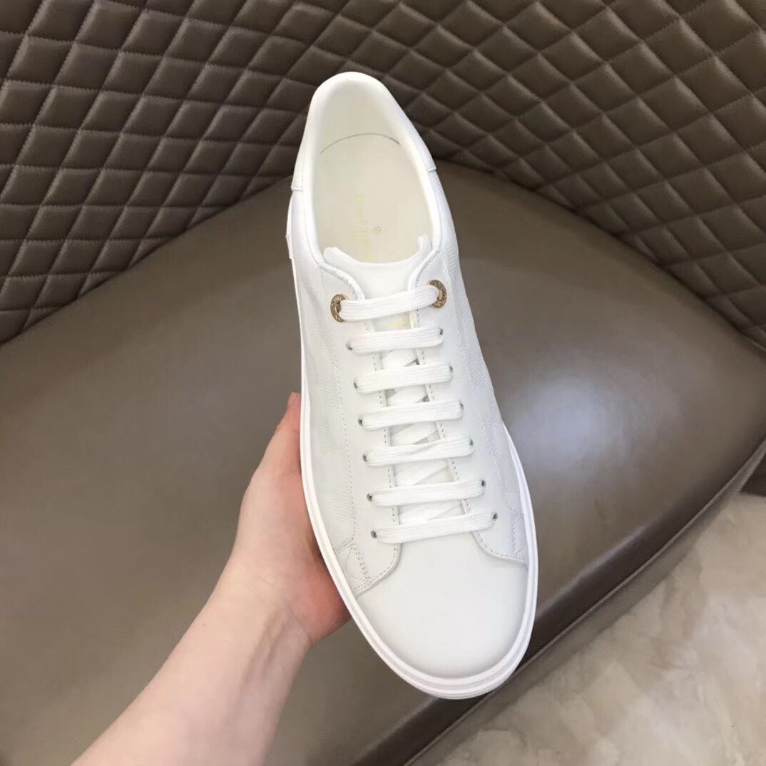 Louis Vuitton Low Top sneaker 52 - vstockx