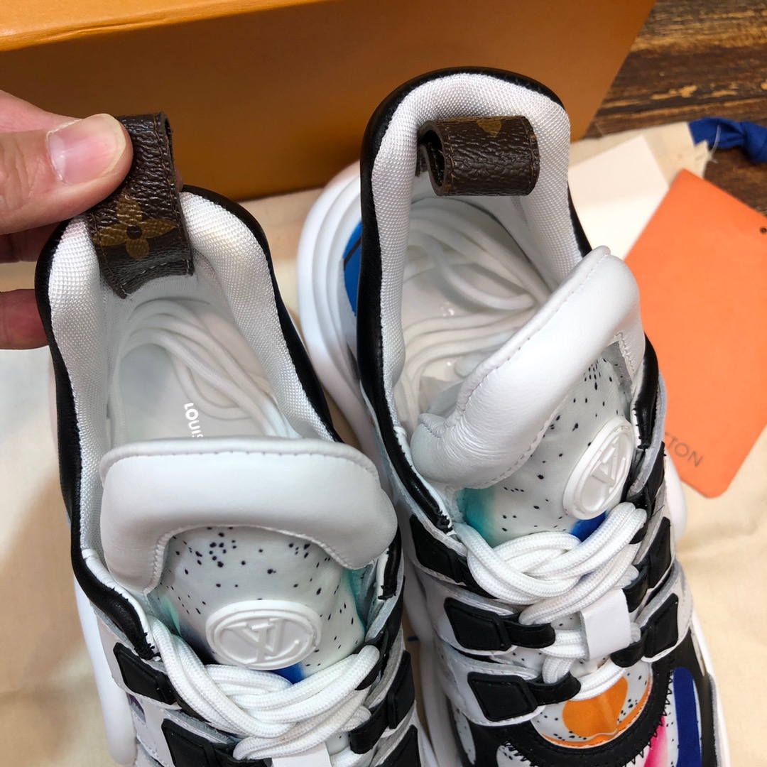 Louis Vuitton Archlight 20 - vstockx