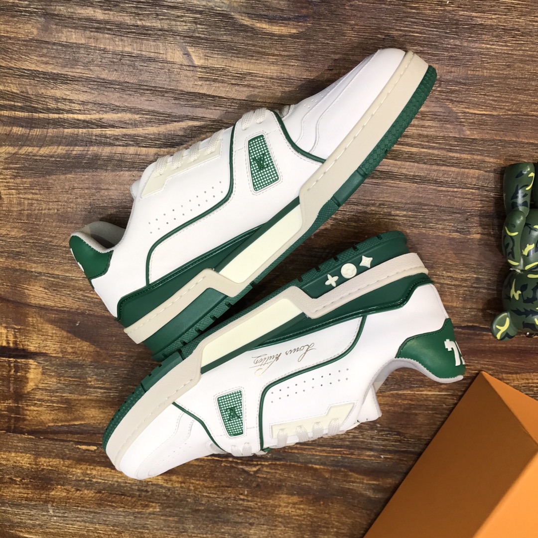 Louis Vuitton Trainer Sneakers 28 - vstockx