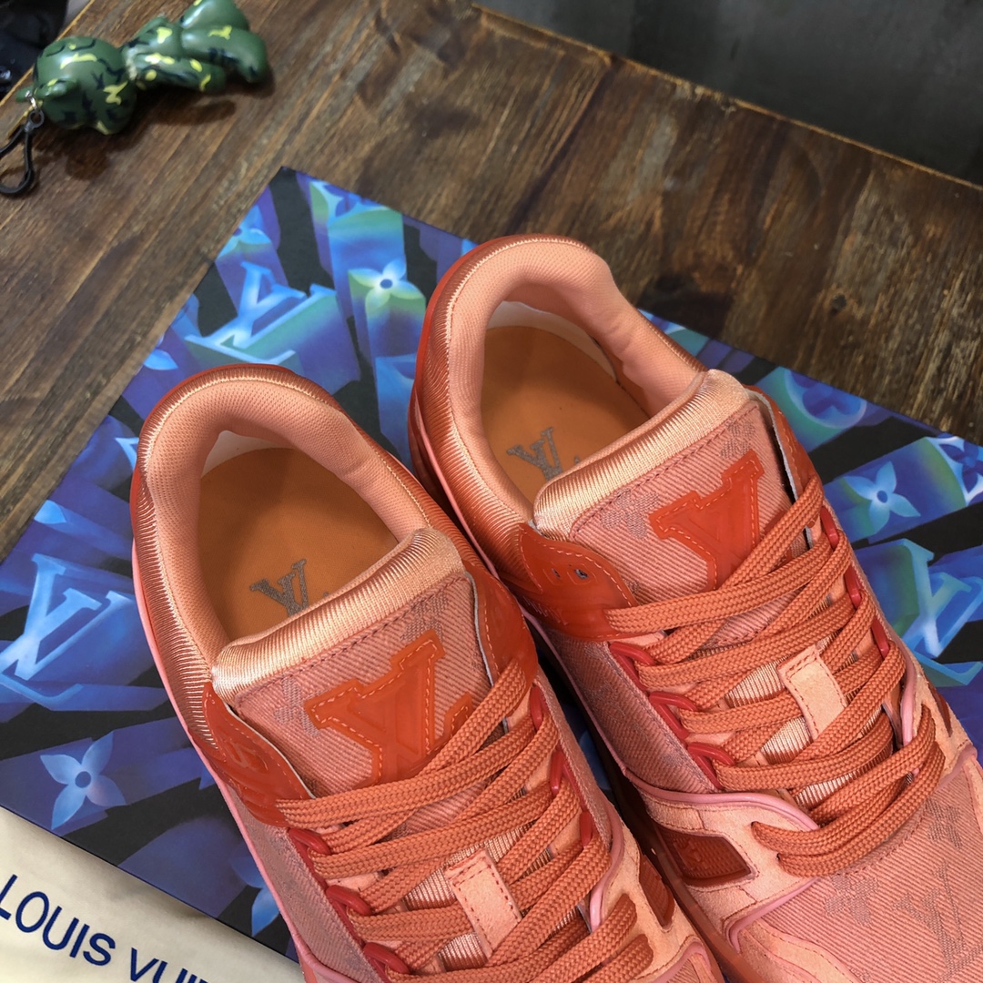 Louis Vuitton Trainer Sneakers 84 - vstockx