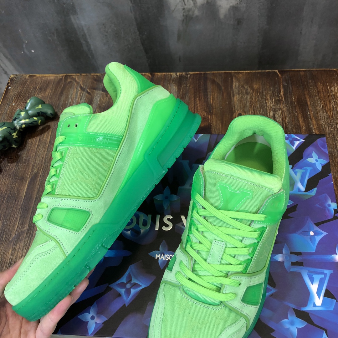 Louis Vuitton Trainer Sneakers 66 - vstockx