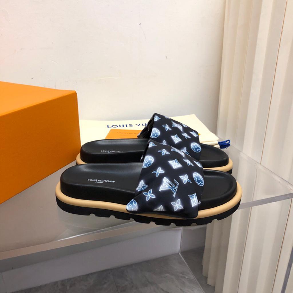 LOUIS VUITTON Nylon Monogram Womens Pool Pillow Comfort Mules 40 Navy Blue - vstockx