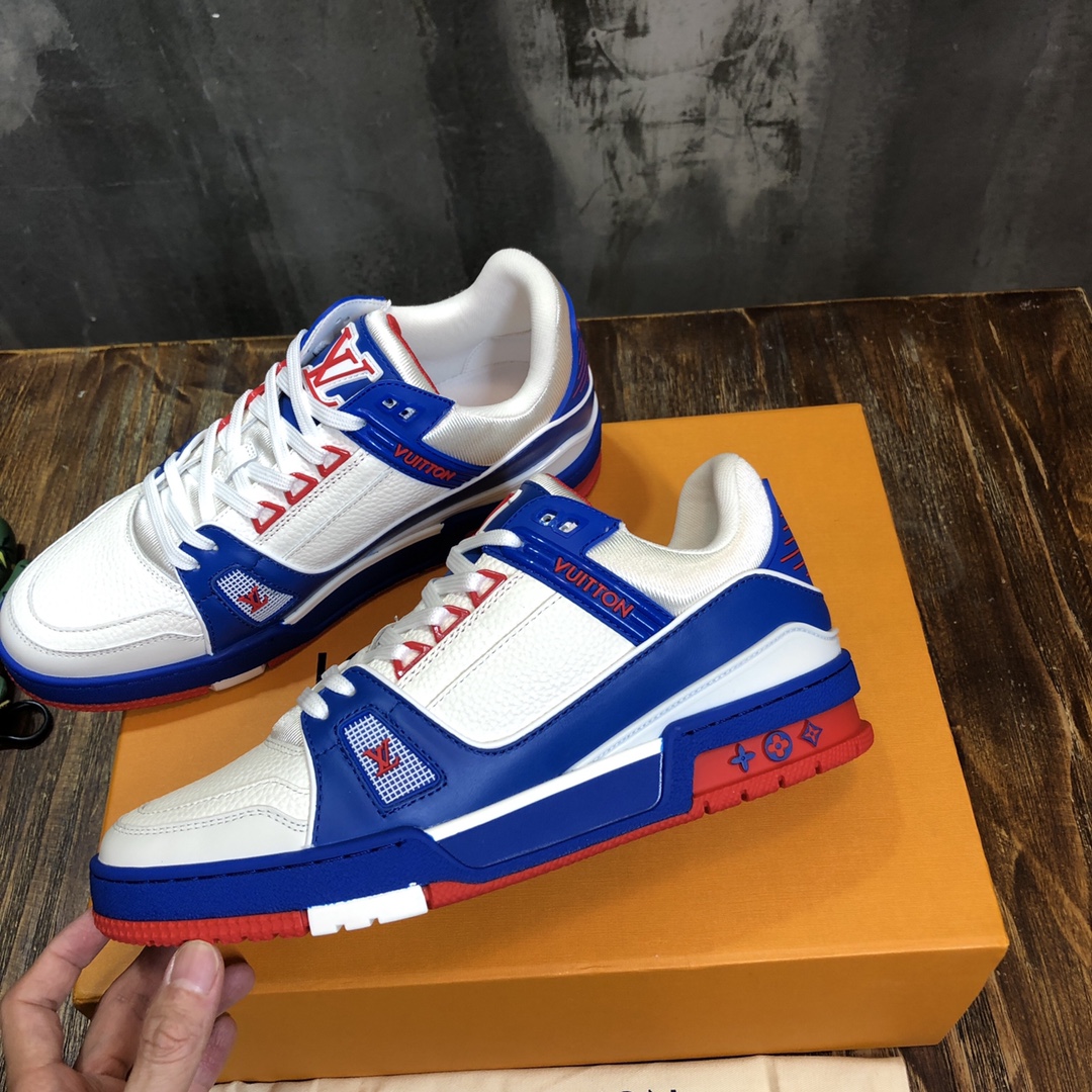 Louis Vuitton Trainer Sneakers 76 - vstockx