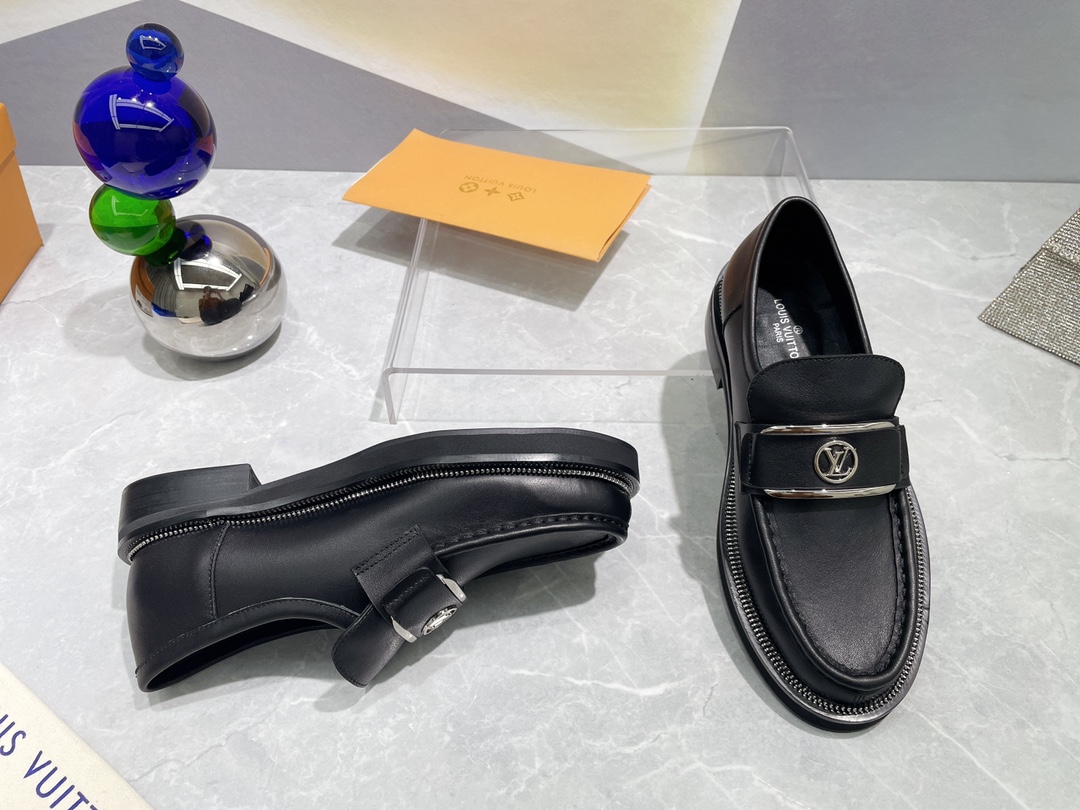 Louis Vuitton shoes WOMEN 3 - vstockx