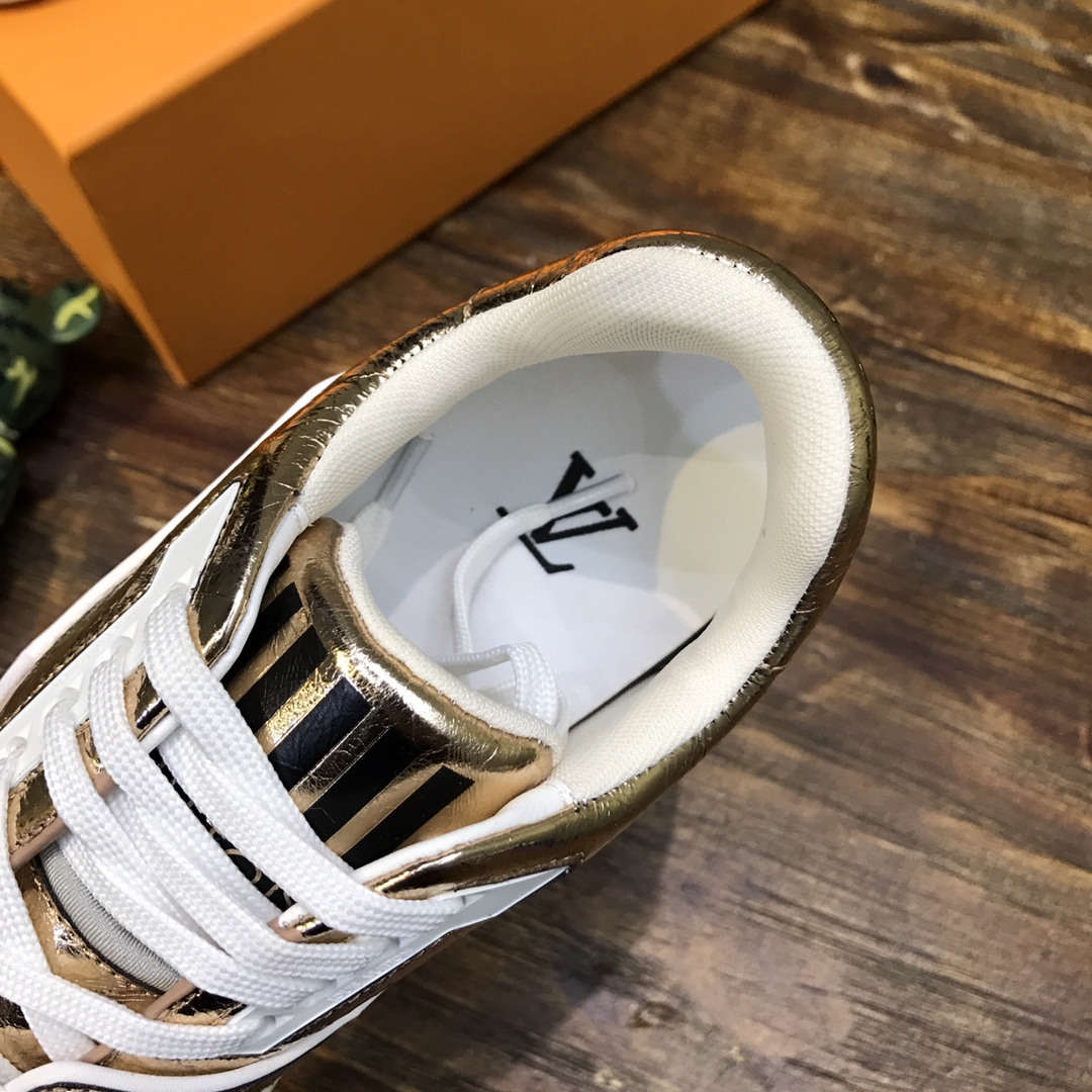 Louis Vuitton Trainer Sneakers 34 - vstockx